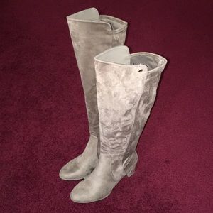 ‼️SOLD‼️Liz Claiborne Woman’s Leyla